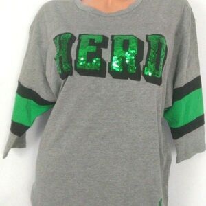 1126 SMALL VICTORIA'S SECRET PINK COLLEGE COLLECTION T SHIRT NWT